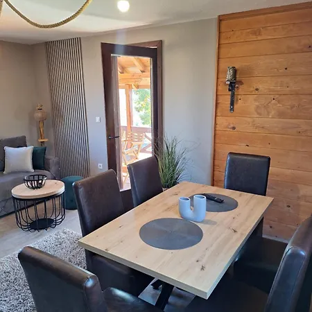 Planinska Kuca Radulovic * Гоч